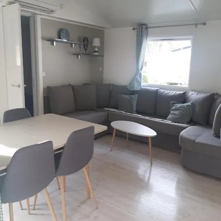 Mobil Home 6 8 Personnes Avec Espace Aquatique Payant Parque de Campismo *