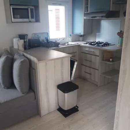 Campeggio Mobil Home 6 8 Personnes Avec Espace Aquatique Payant